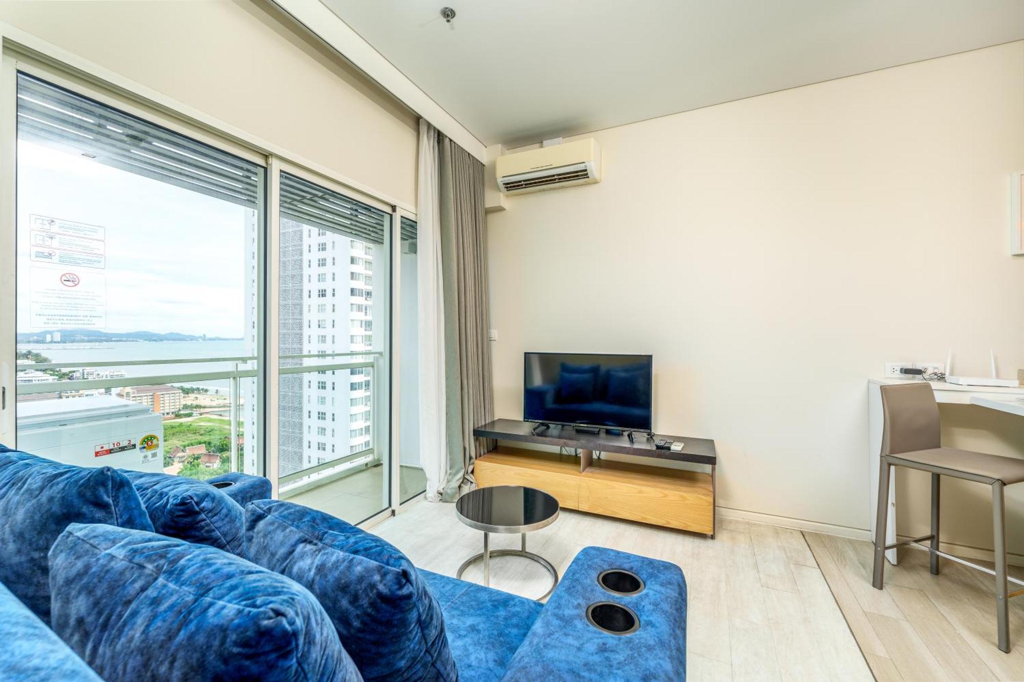 Veranda Residence By Ning Jomtien Beach Exterior photo